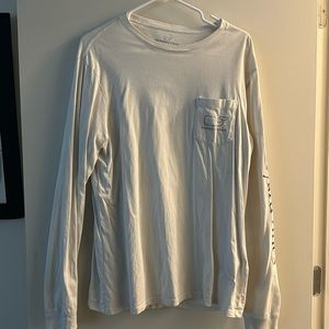 Vineyard Vines men’s top